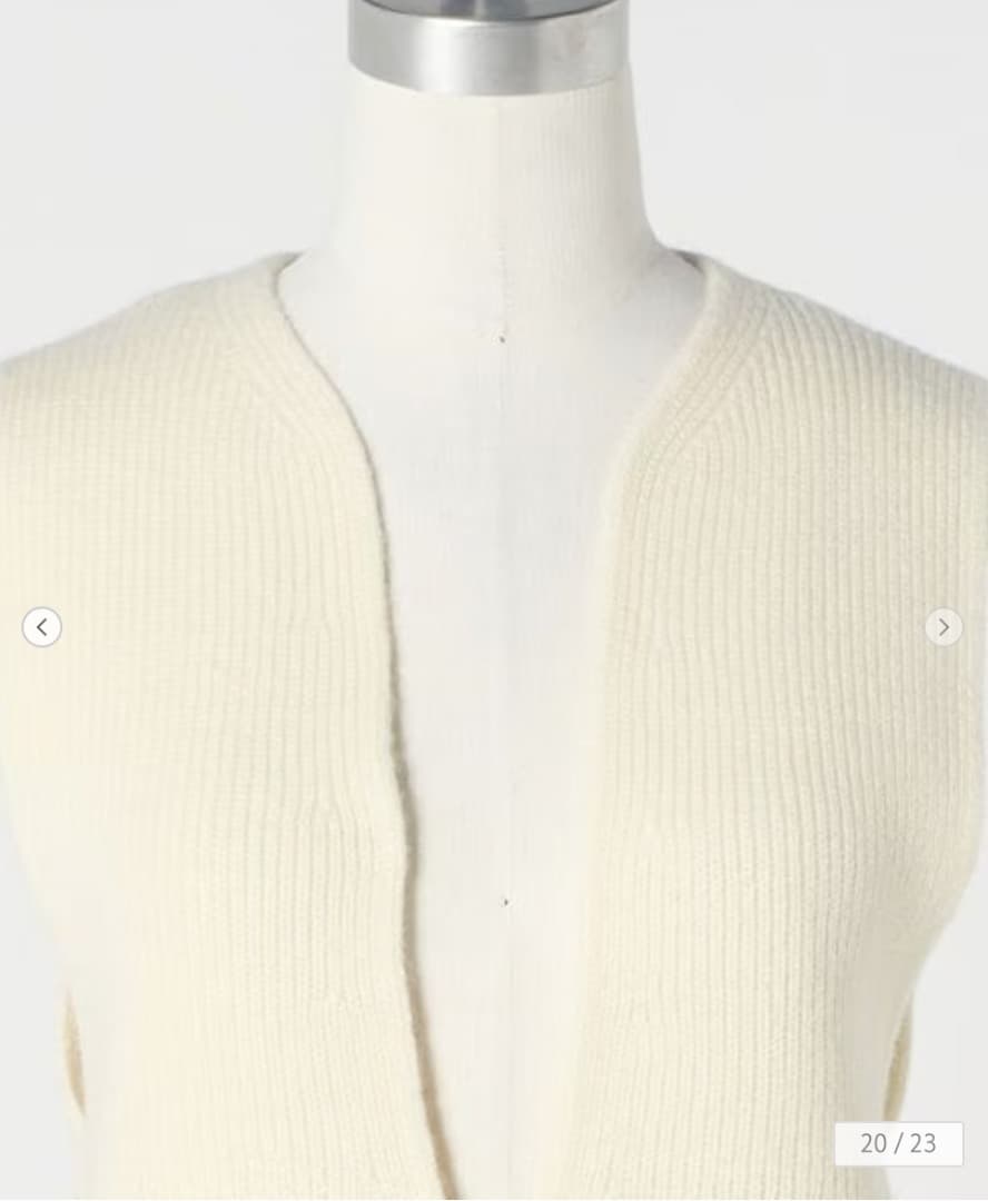 お値下❣️LOEFF スリットネック ベスト2025AW