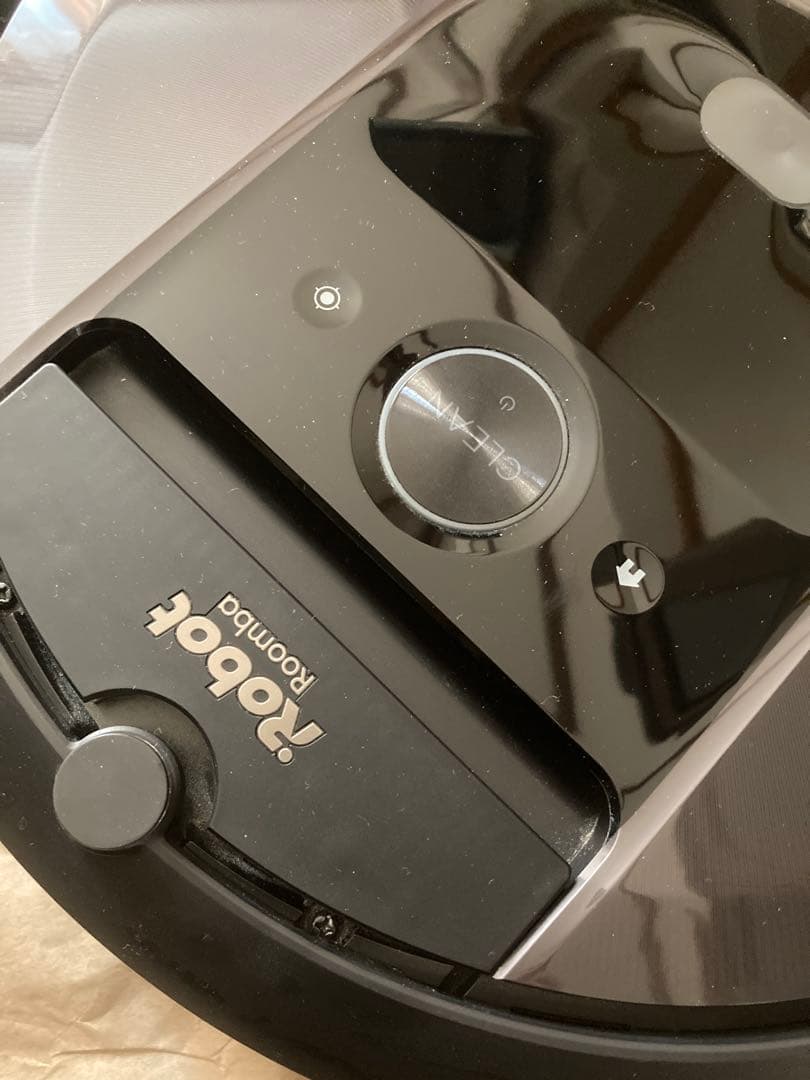 【Irobot Roombai7+】アイロボットルンバ+純正紙パック3枚+付属品