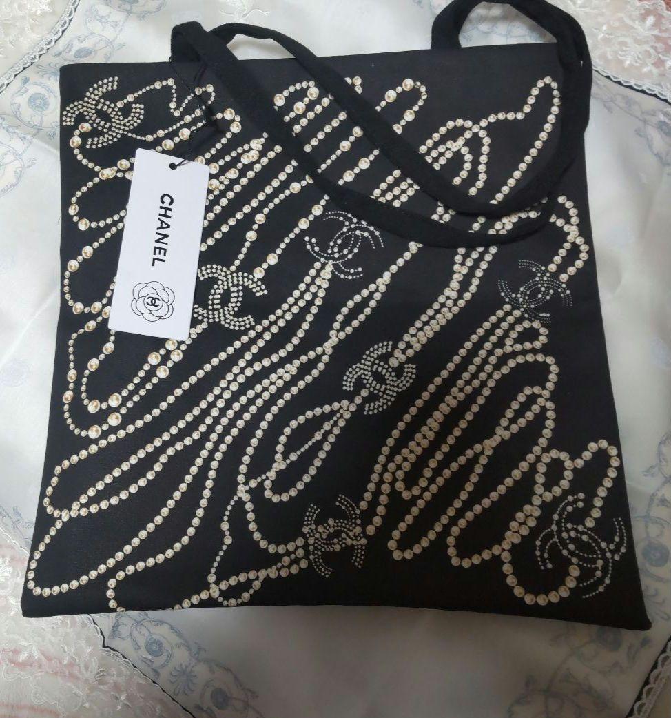 モ*ー様 CHANEL パールデザイン　VIPポイントギフトキャンバスバッグ