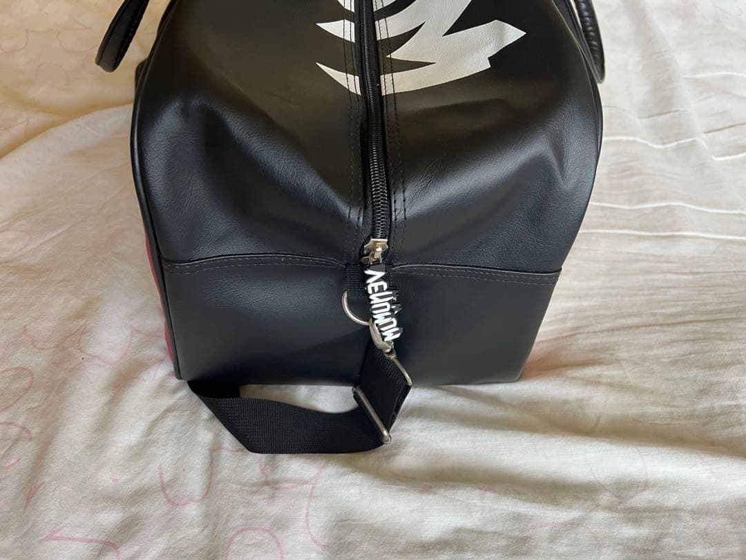 VENUM ダッフルバッグ 赤/黒