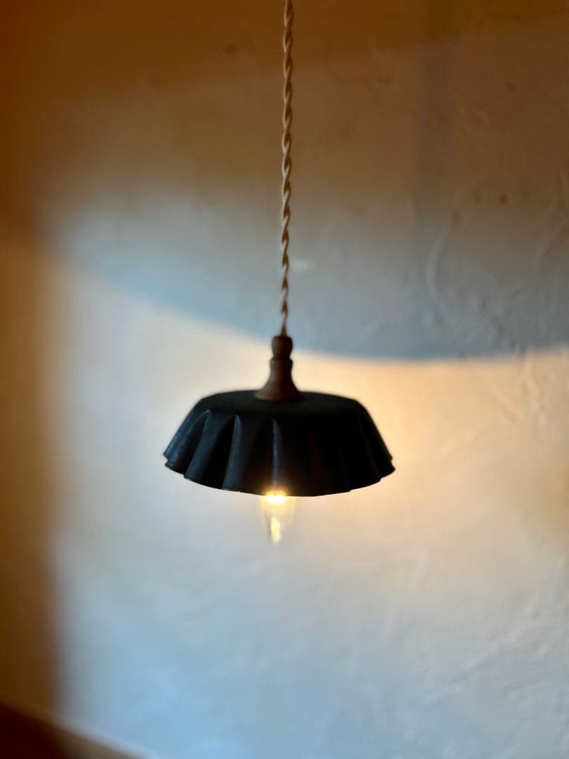 アンティークモールド　ペンダントランプ