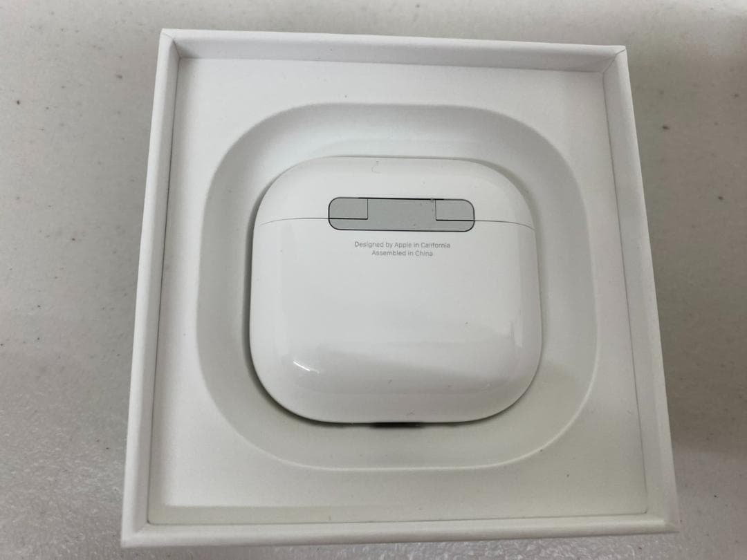 AirPods（第4世代）アクティブノイズキャンセリング搭載 アップル イヤホン