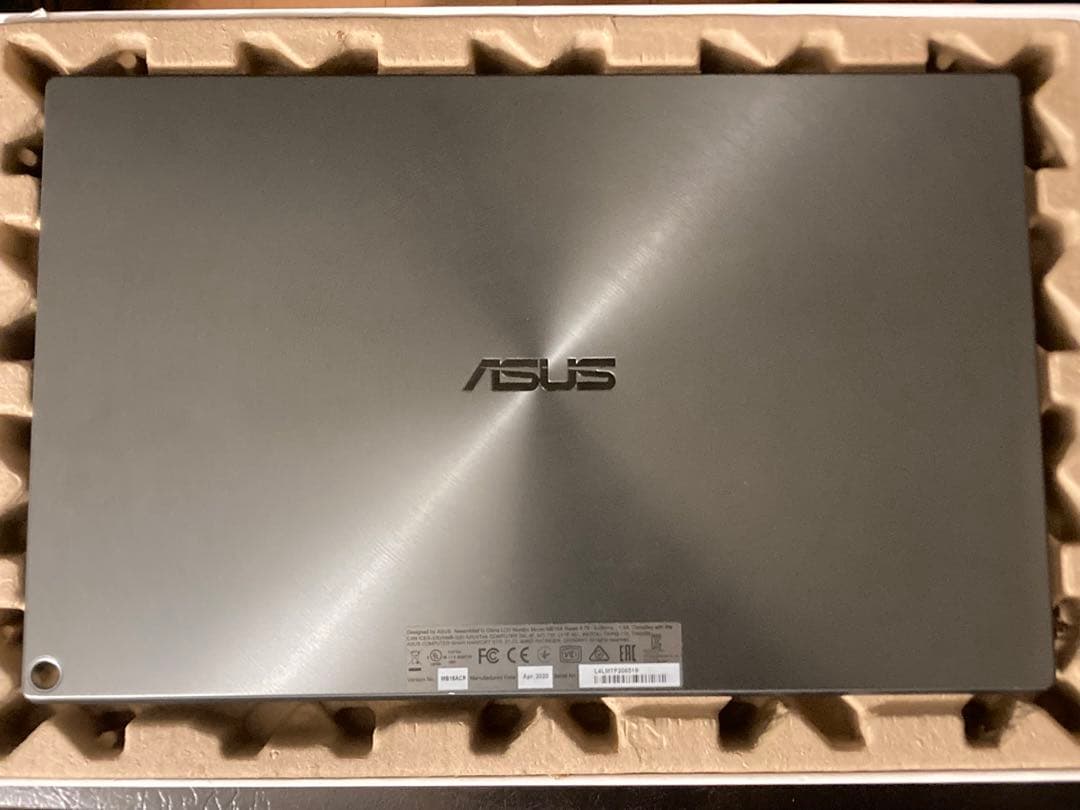 ASUS MB16ACR 15.6インチ モバイルモニター