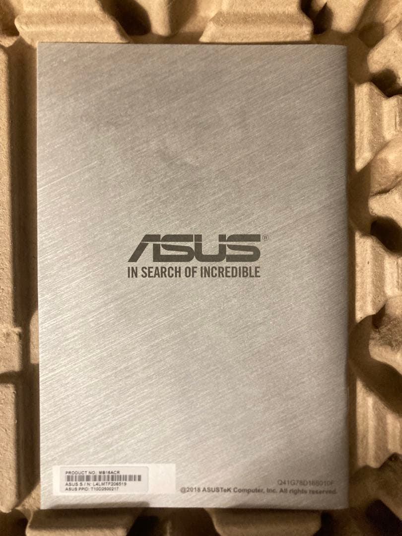 ASUS MB16ACR 15.6インチ モバイルモニター