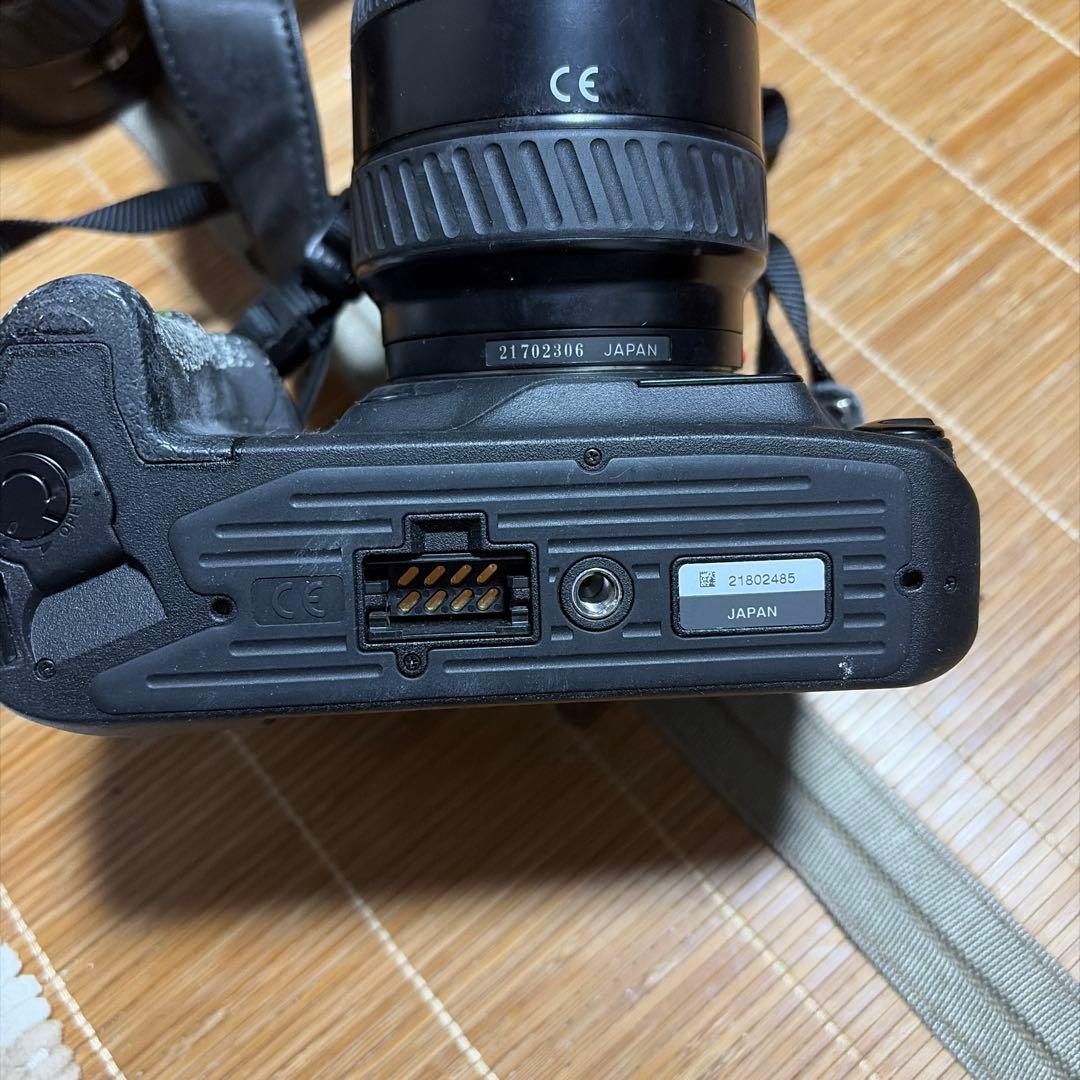 MINOLTA X-9 フィルム一眼レフカメラ　AF 24-85ズームレンズ付き