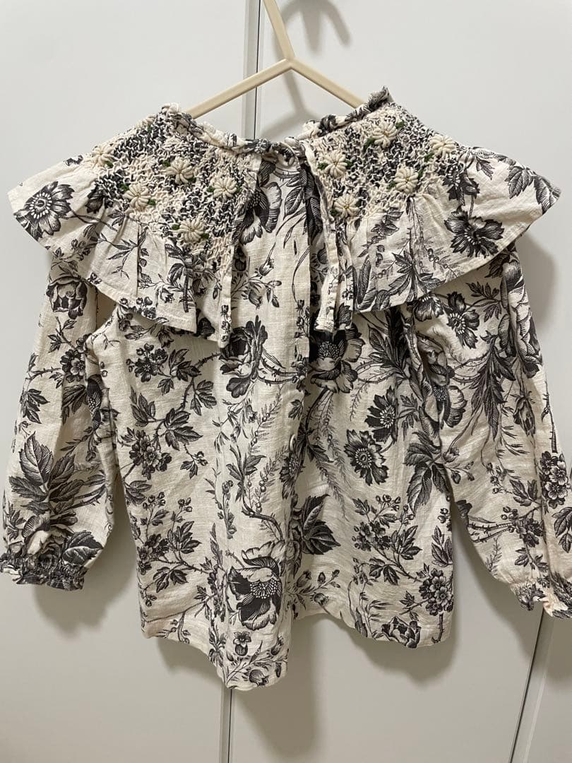 R*n様 bonjour diary♡花柄フリル長袖ブラウス 6Y