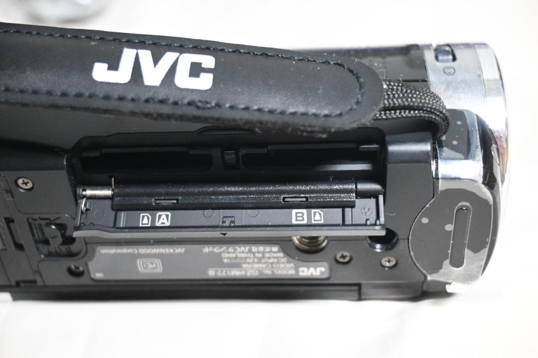 JVC Everio ビデオカメラ 本体 GZ-HM177