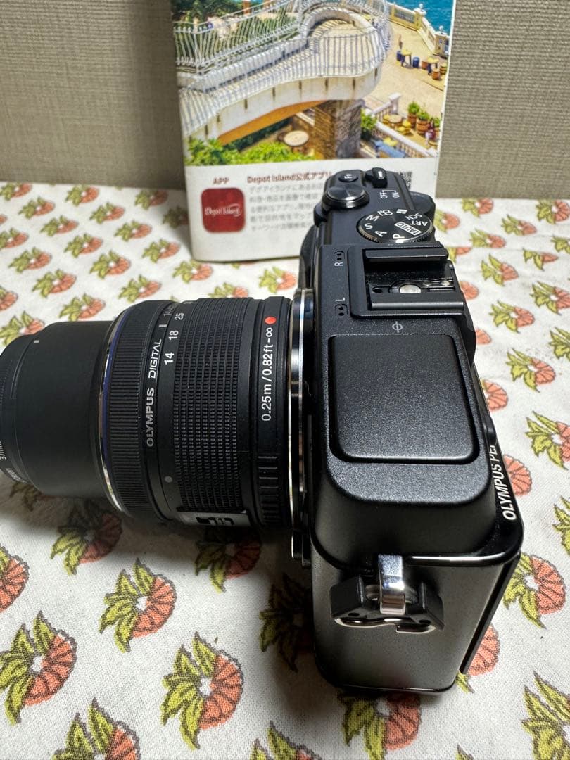 オリンパス ミラーレス一眼カメラ OLYMPUS PEN ミラーレスカメラ