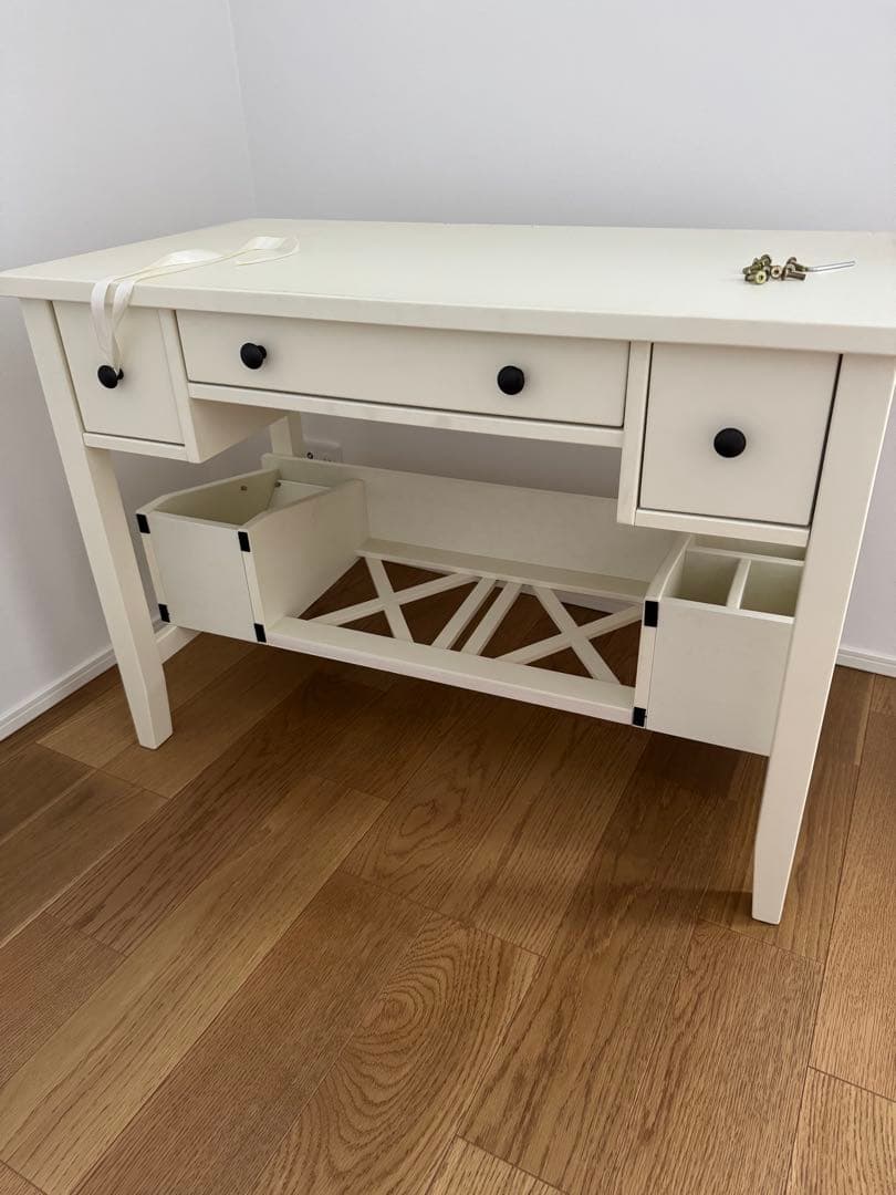 ニトリ　家具　机　デスク　カーシー　キッズ　子供部屋　ブックシェルフ