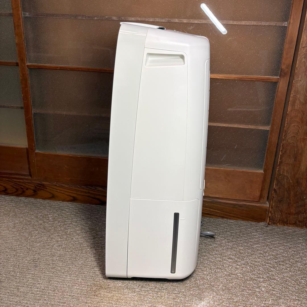 美品 SHARP 除湿機　CV-H120-W 2018年製