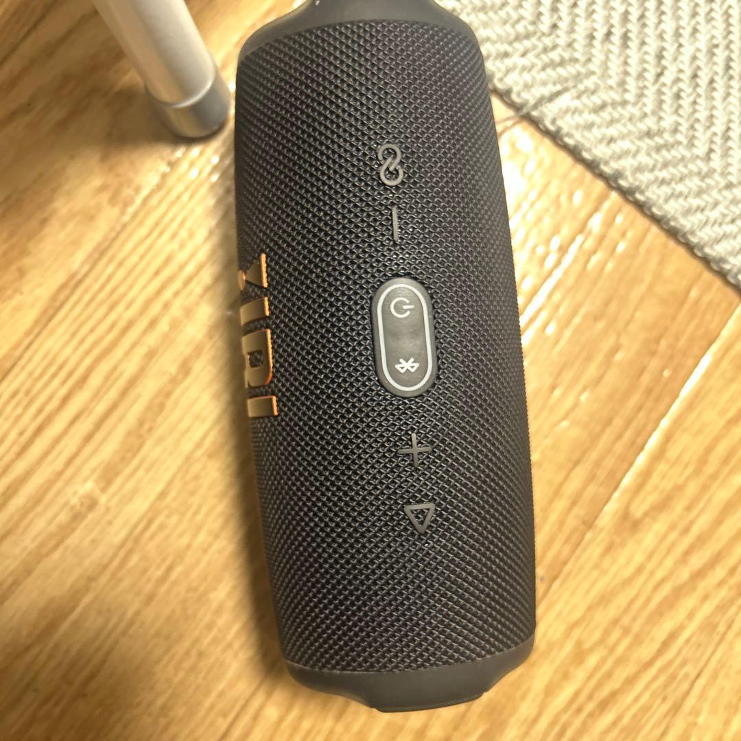 JBL ポータブルスピーカー ブラック