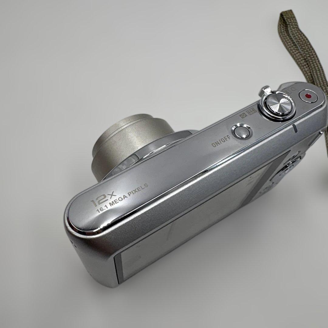 【美品】CASIO EXILIM EX-ZS240 デジカメ 光学12倍ズーム