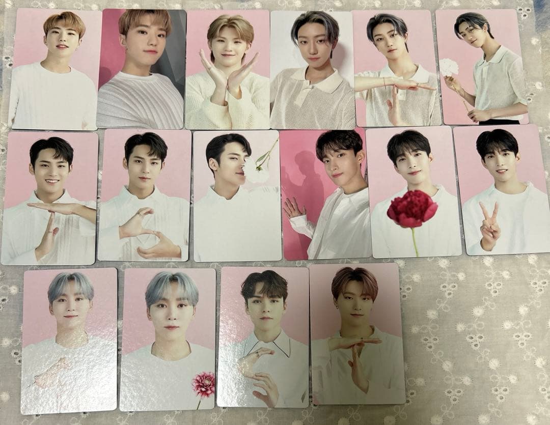 SEVENTEEN CAFE in SEOUL 軍服 トレカ セブチカフェ