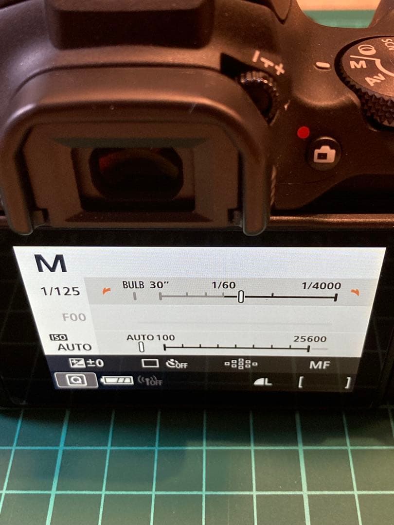 Canon EOS KISS X9 レンズ2本付きキット