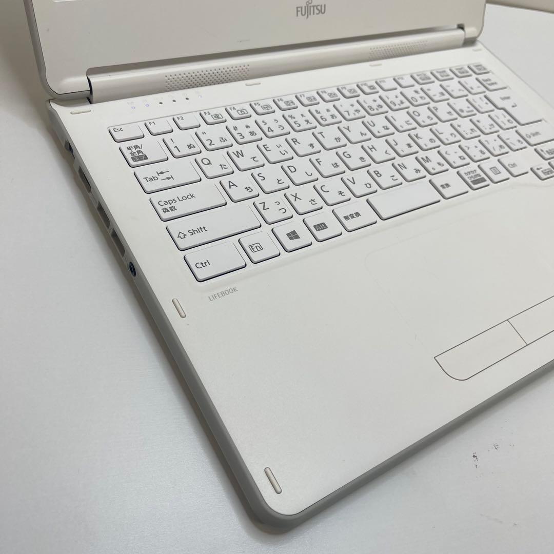 #490 富士通 LIFEBOOK LH35/C2 Celeron SSD128