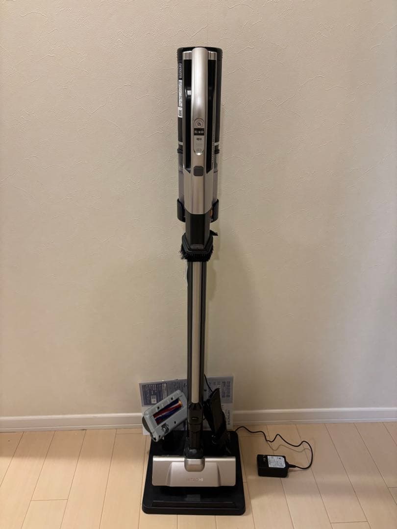 専用。日立 コードレス掃除機 PV-BH900J