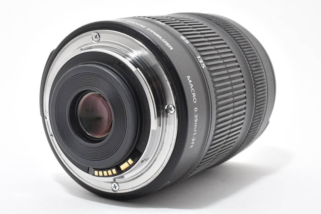 【極美品】CANON EF-S 18-135mm f3.5-5.6 IS STM
