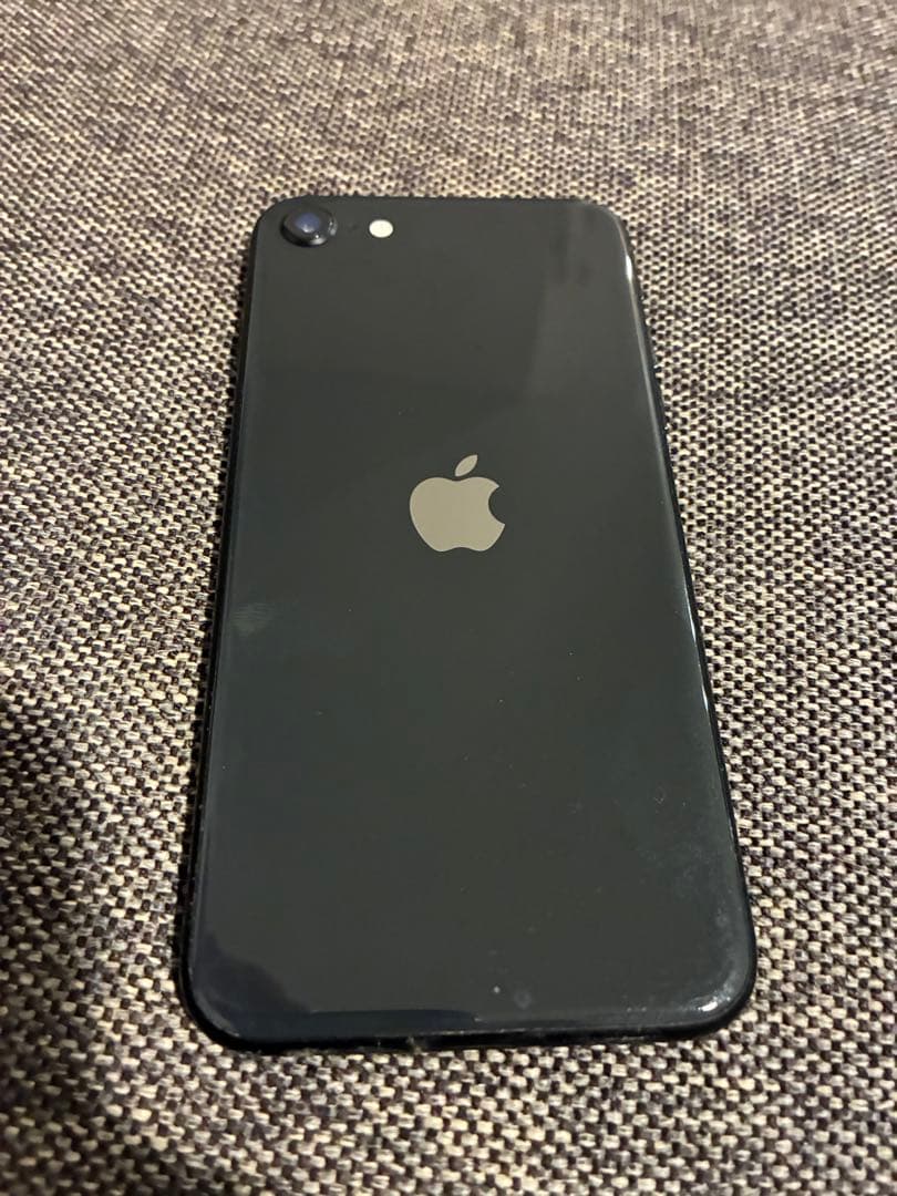 iPhone SE第2世代 64GB SIMフリー バッテリー76% 初期化済