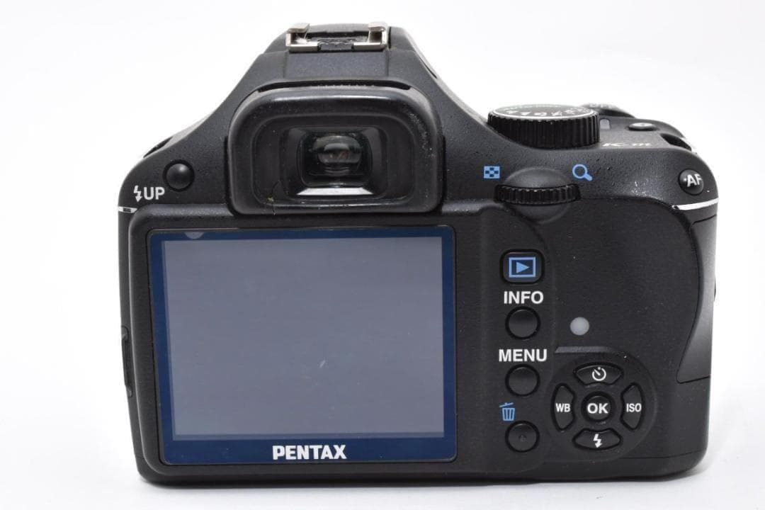 【箱付き】 PENTAX ペンタックス K-m ダブルレンズ デジタル一眼カメラ