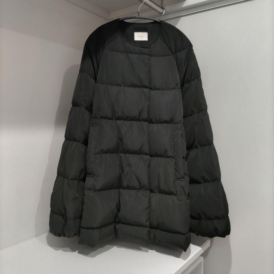 【美品】LE PHIL ルフィル パッフィーダウン ケープ ポンチョ 黒 0
