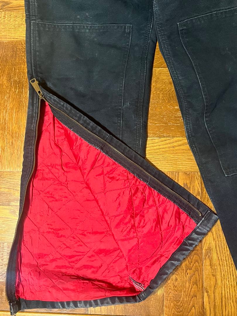 Carhartt 黒　オーバーオール　ダブルニー　中綿　　　赤インナー　フェード