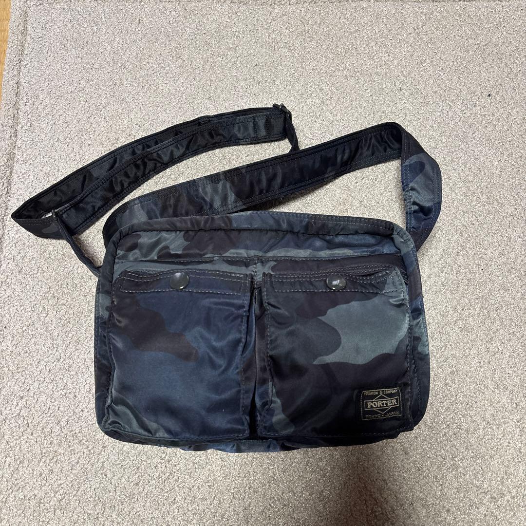 PORTER ブラック迷彩 ショルダーバッグ