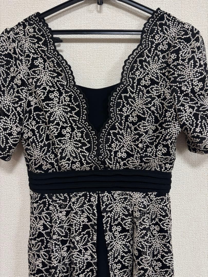 レイヤード刺繍チュールワンピース