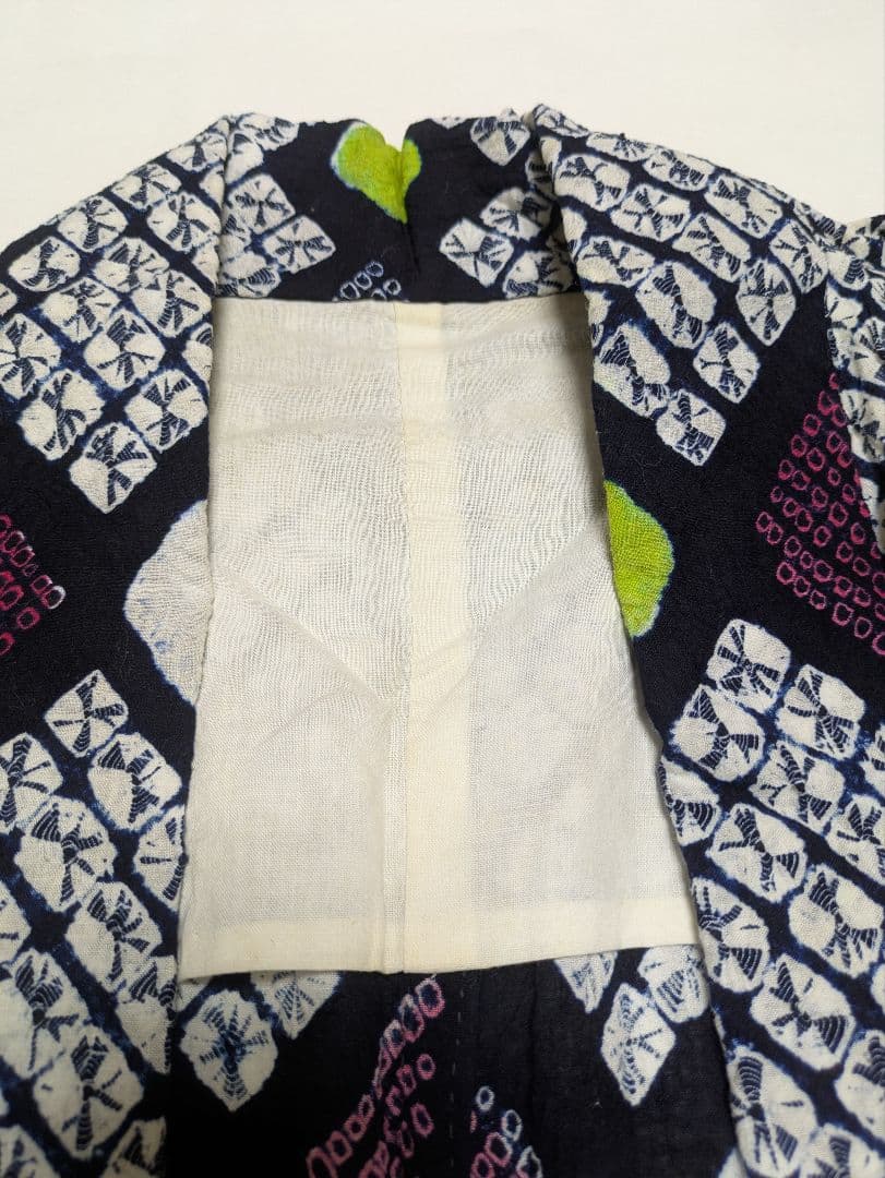 絞り浴衣　蜘蛛絞り多め