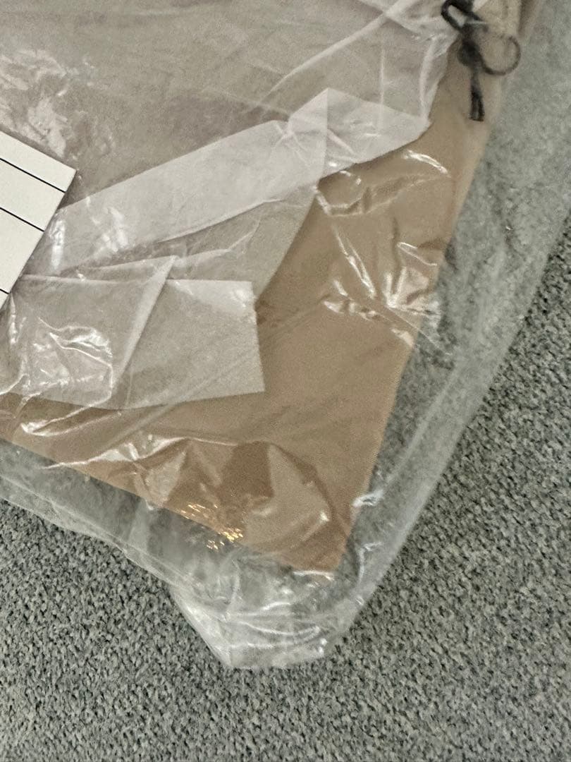 新品未使用未開封⭐︎alo yoga