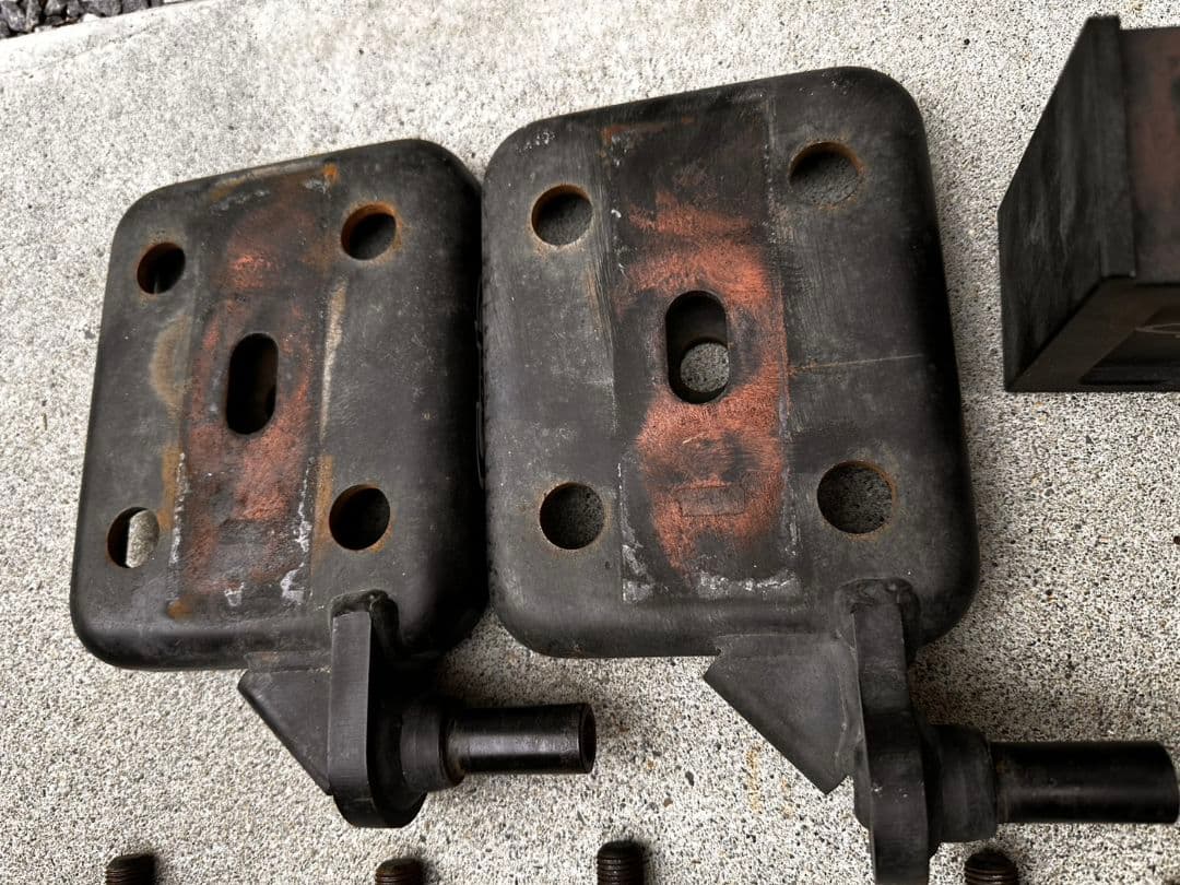 ハイエースローダウンブロック玄武3.5インチブロック