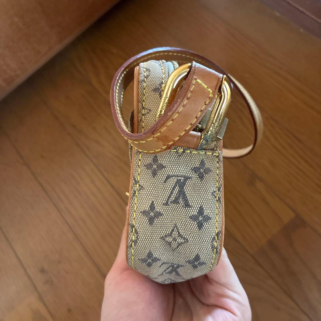 Louis Vuitton ベージュ ショルダーバッグ