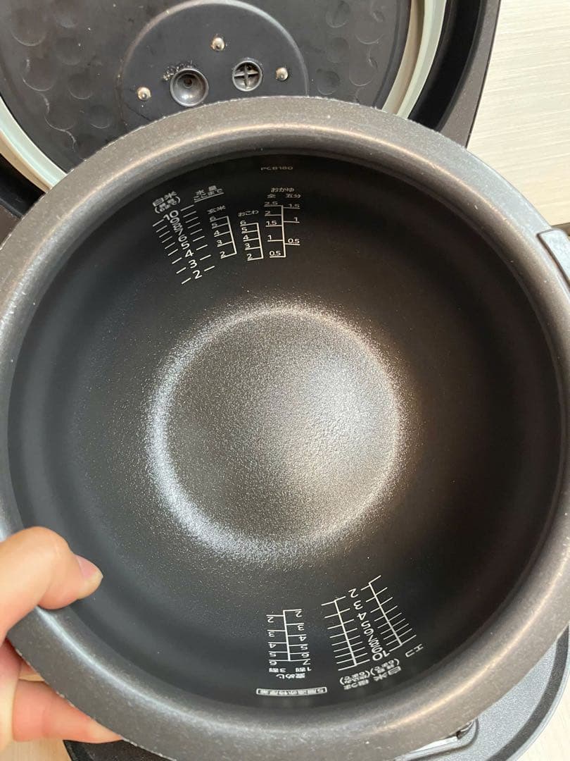 (TIGER)タイガー圧力IH炊飯ジャー　JPC-KS18 ブラック一升炊き