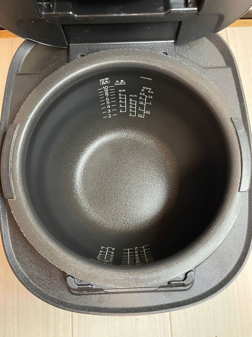 (TIGER)タイガー圧力IH炊飯ジャー　JPC-KS18 ブラック一升炊き