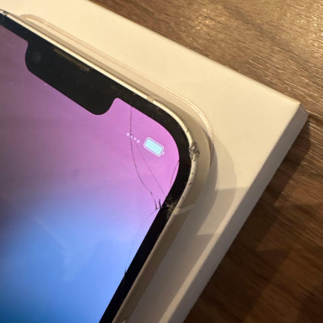 iPhone13 本体 スターライト 256GB