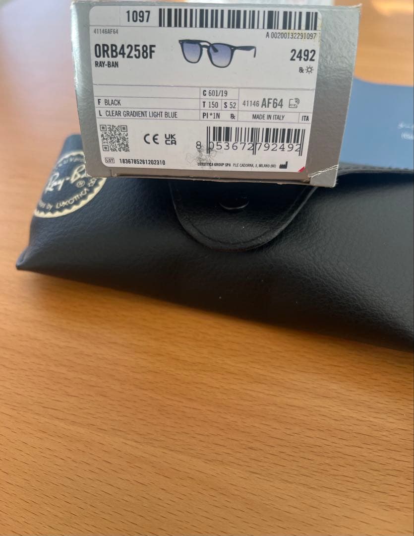 レイバンモデルコード RB4258F 601/19 52-20