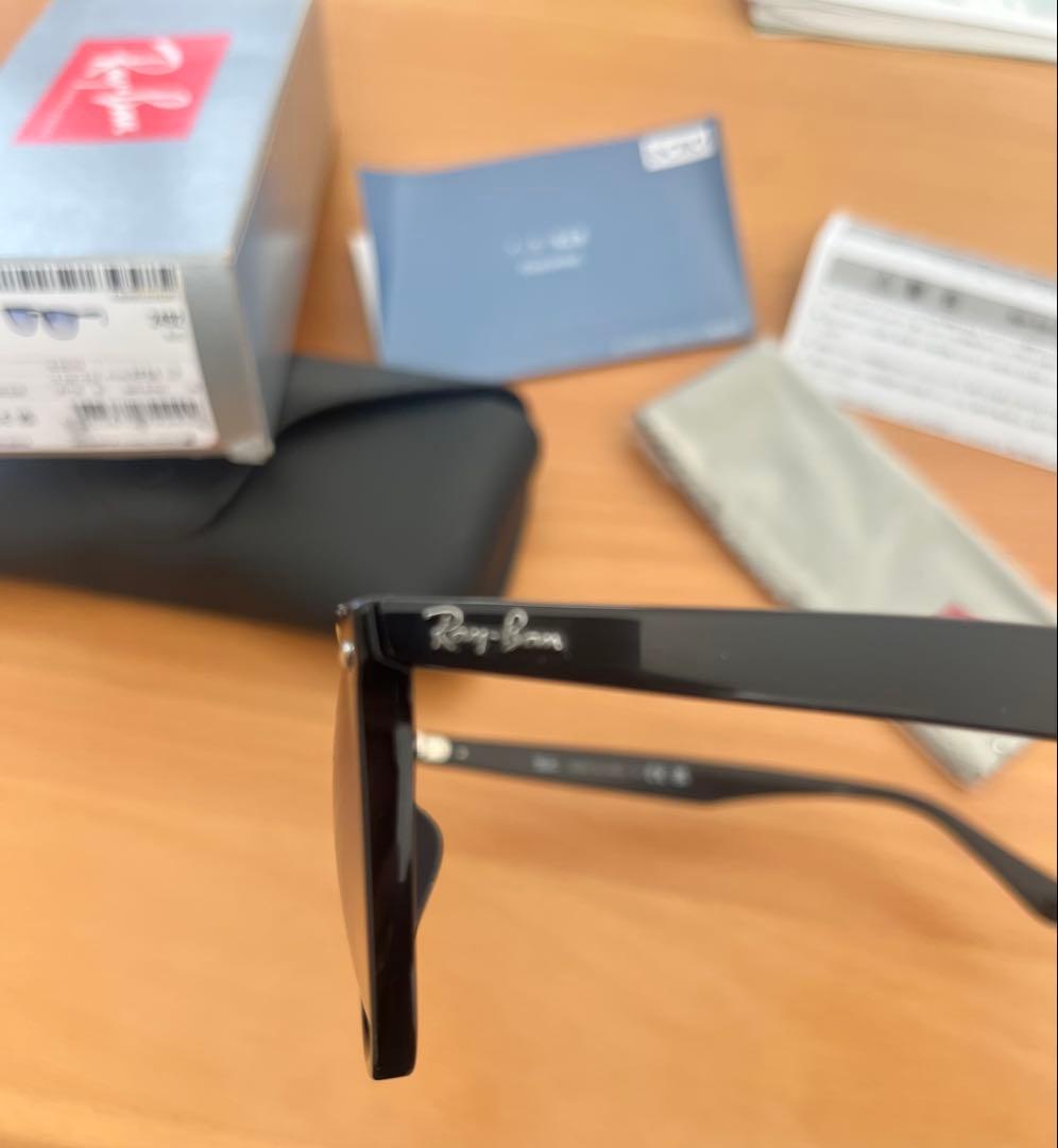 レイバンモデルコード RB4258F 601/19 52-20