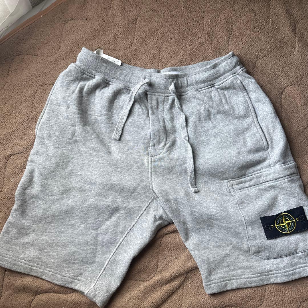 STONE  グレー ショートパンツ