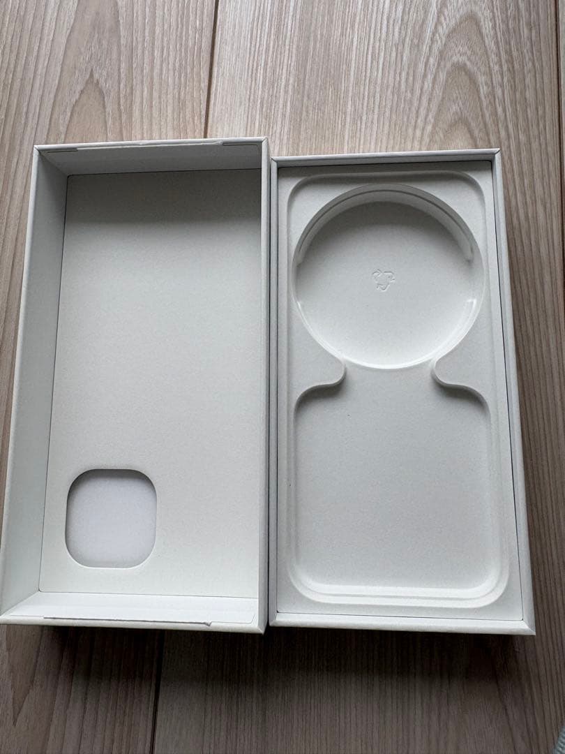 Apple iPhone 15 ピンク 本体　256G