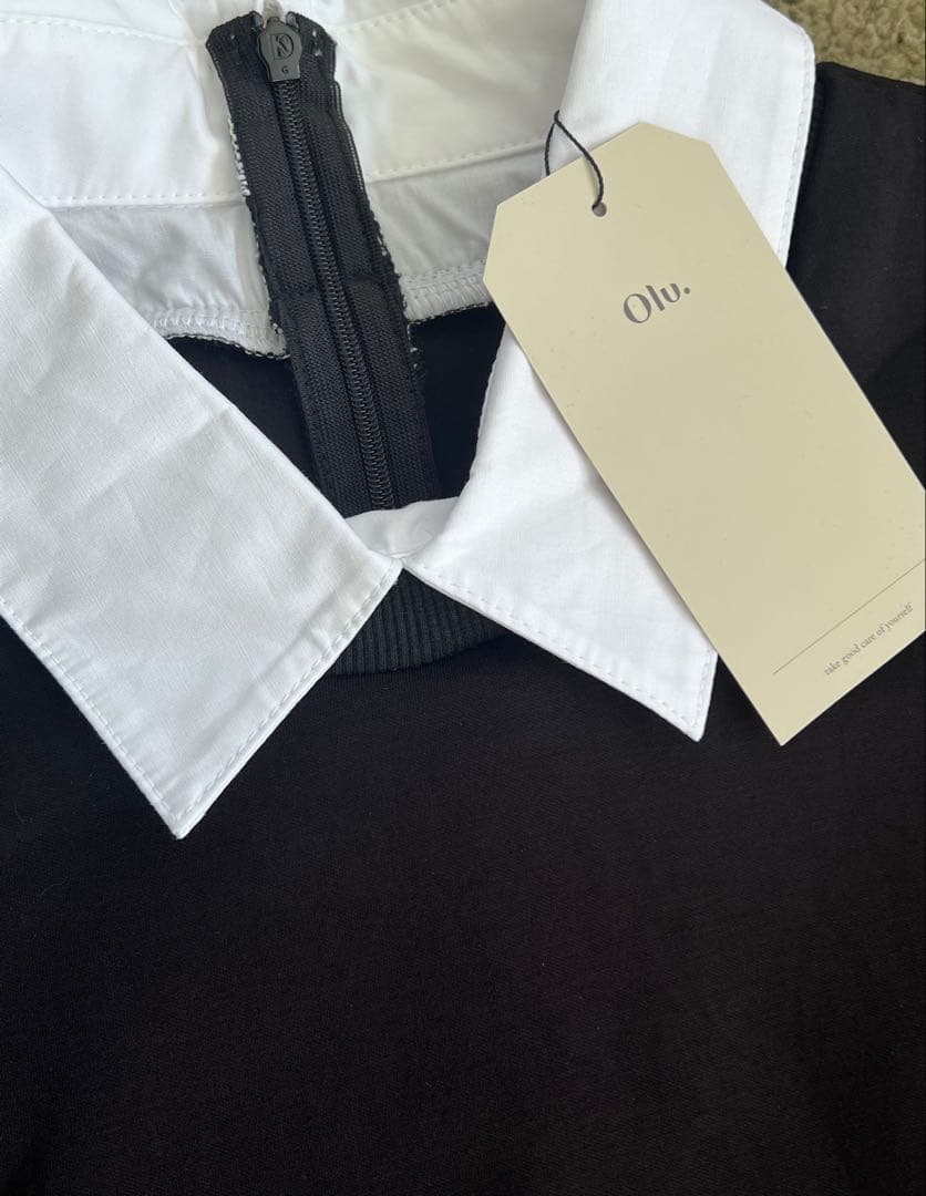 Olu. フリルレイヤードダンボールスウェット