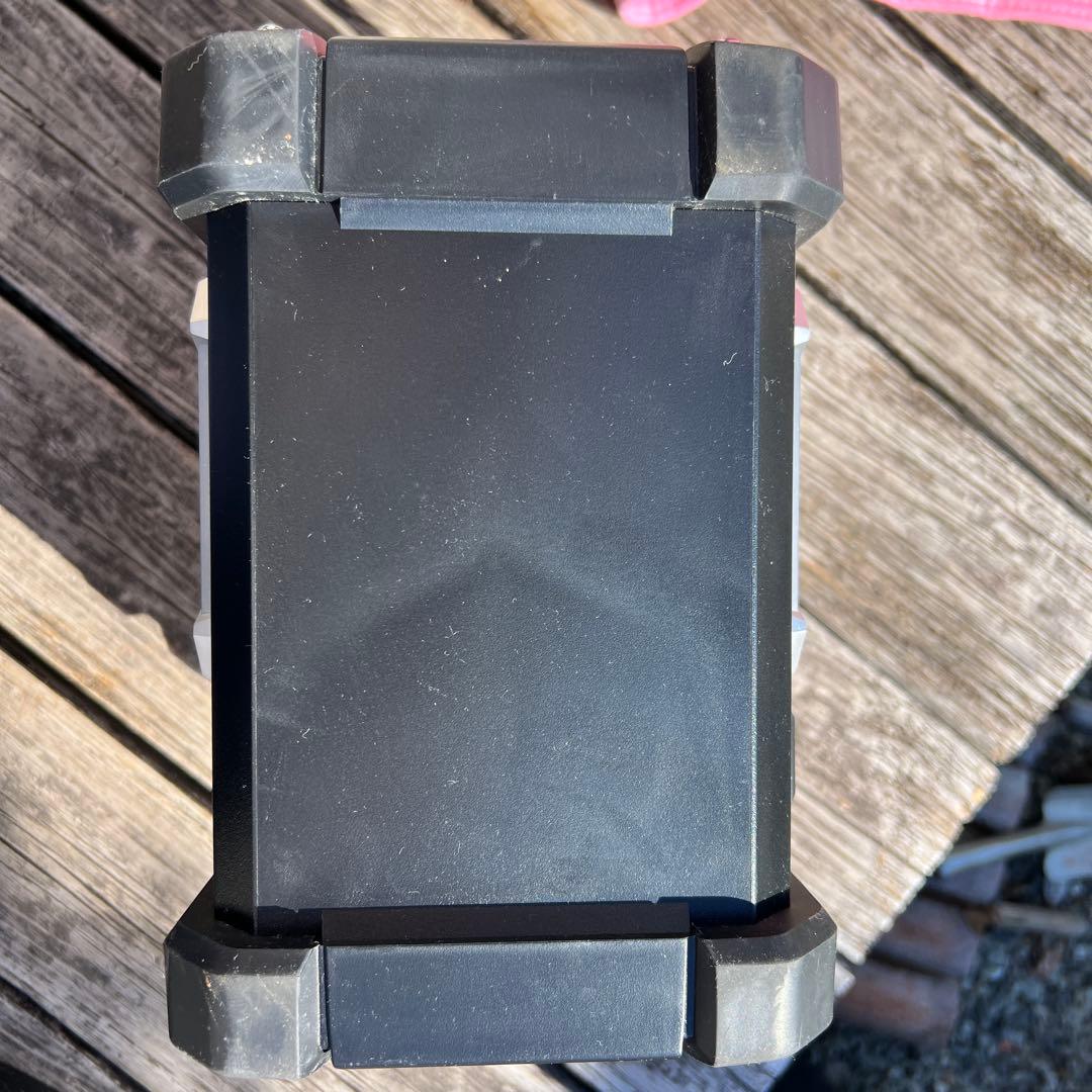 マキタ　ラジオ　MR１０８