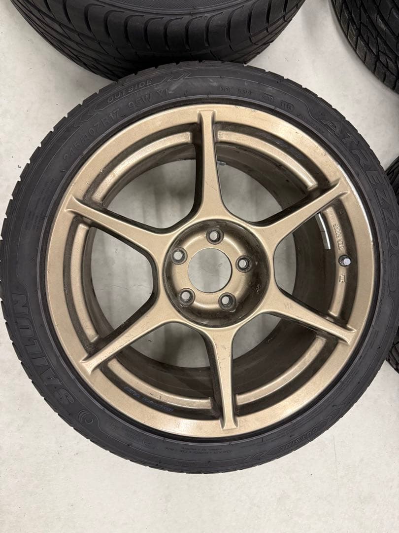 P1レーシング　17インチ　114.3 4本　ブロンズ