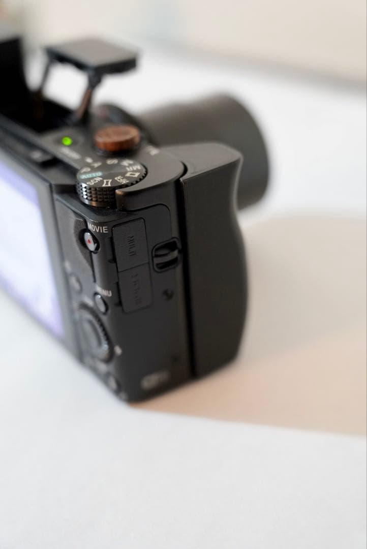 【付属品多数極美品】SONY RX100M5+ワイド&マクロコンバージョンレンズ