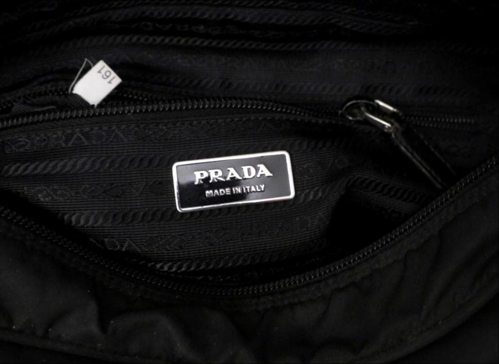 ◆ PRADA プラダ 男女可 ナイロンxレザー ショルダー カメラ バッグ 黒
