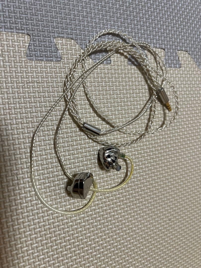 水月雨　moondrop kxxs