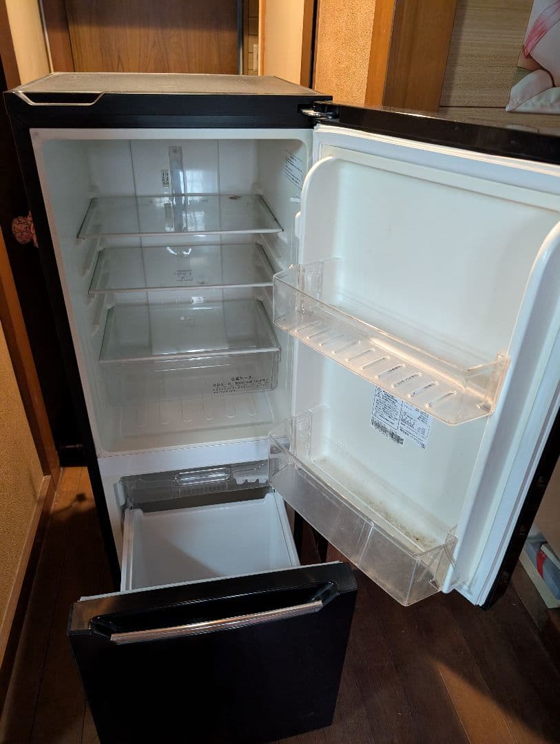 黒のフレンチドア冷蔵庫