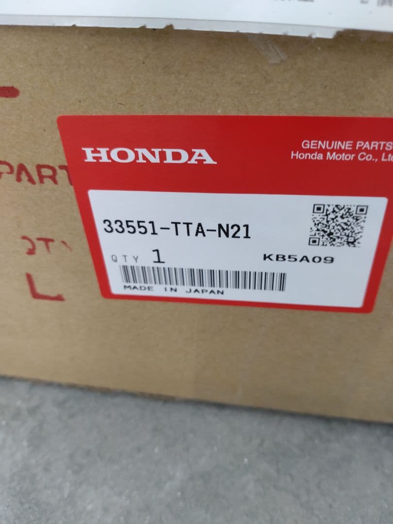 N-BOX左側テールランプ