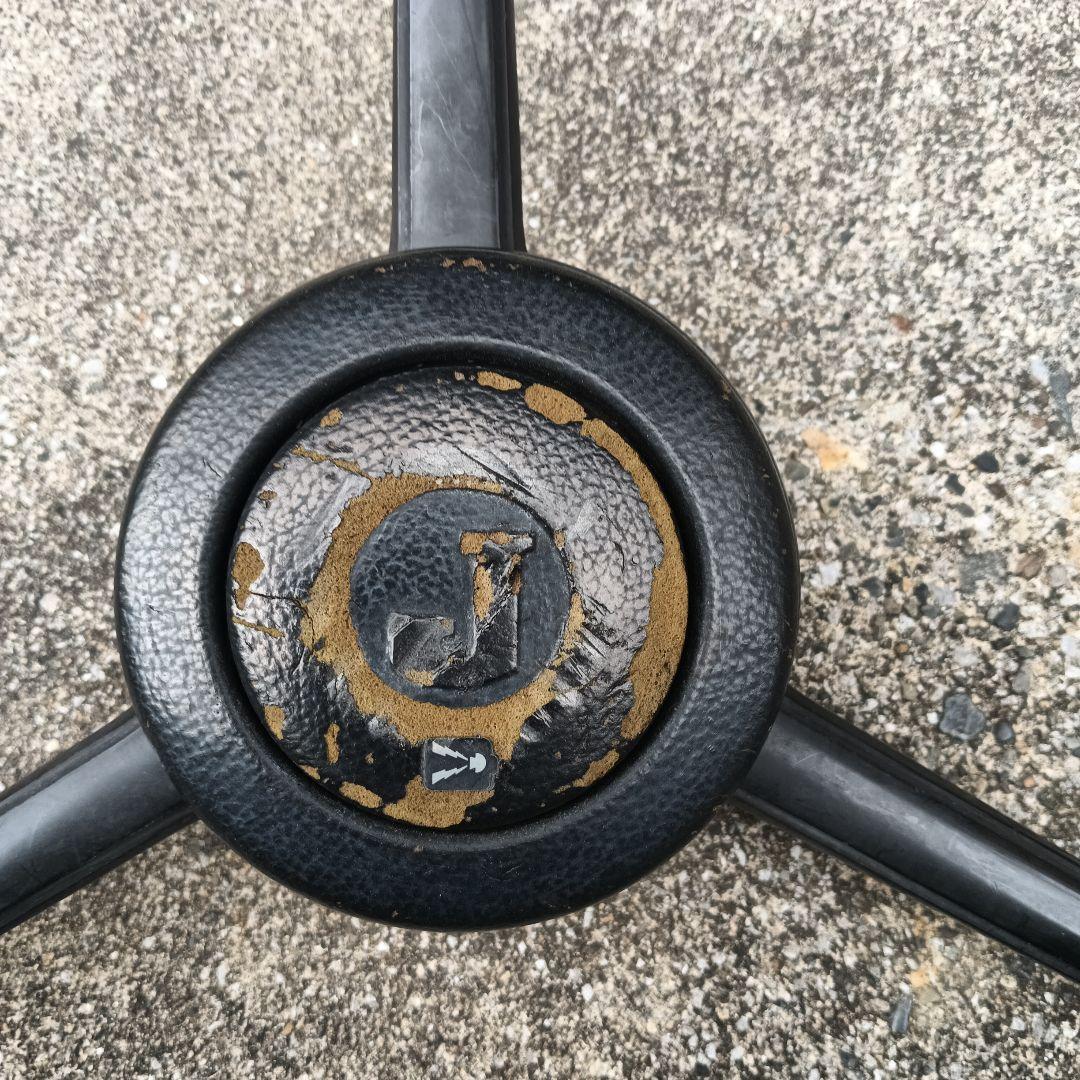 三菱ジープ　純正ハンドル