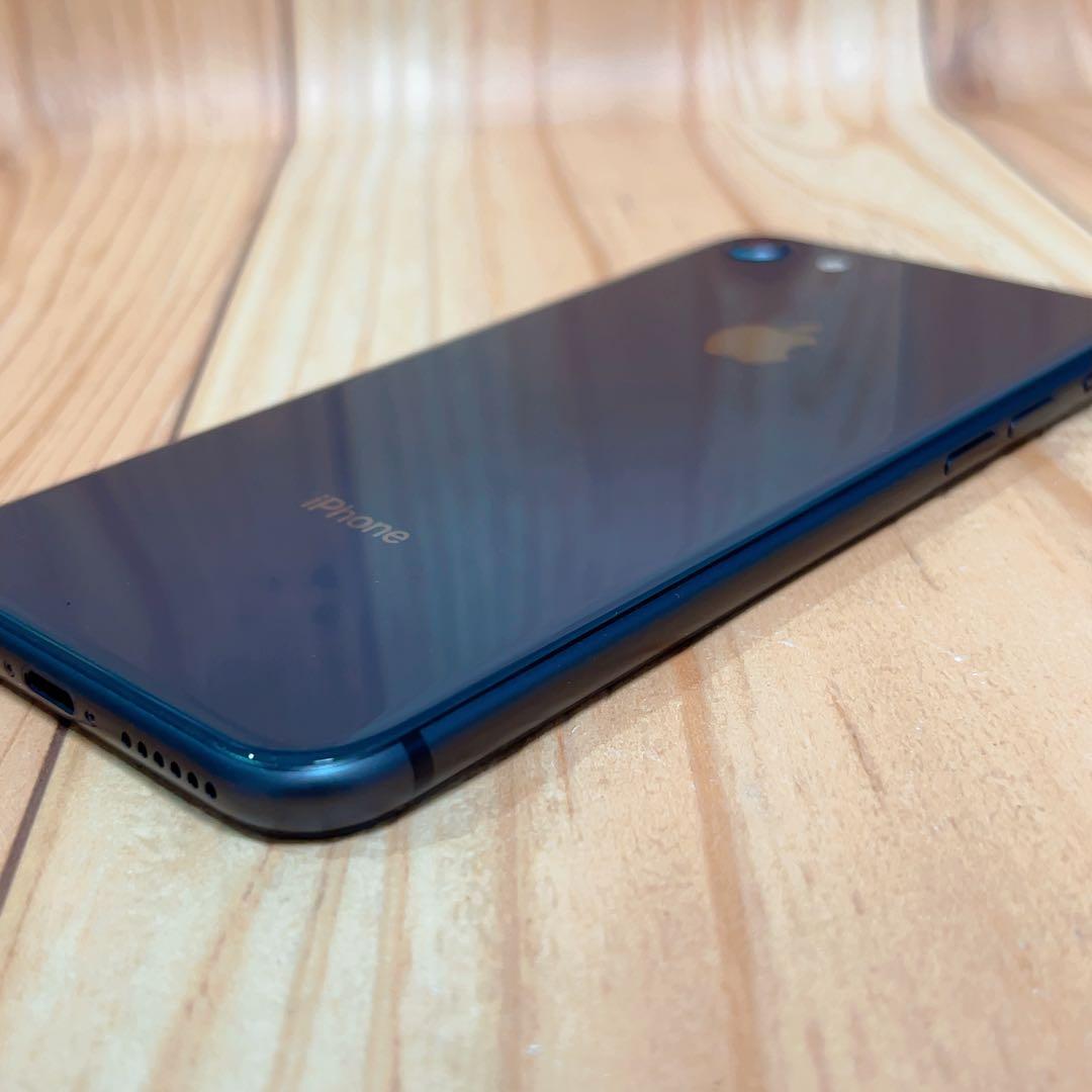 SIMフリー 本体 iPhone 8 64 GB ブラック 162 電池良好