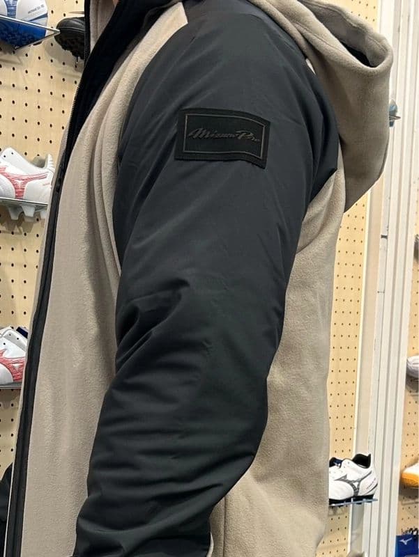 Mizuno Pro 2024秋冬限定モデル フリースフーディ サイズＬ