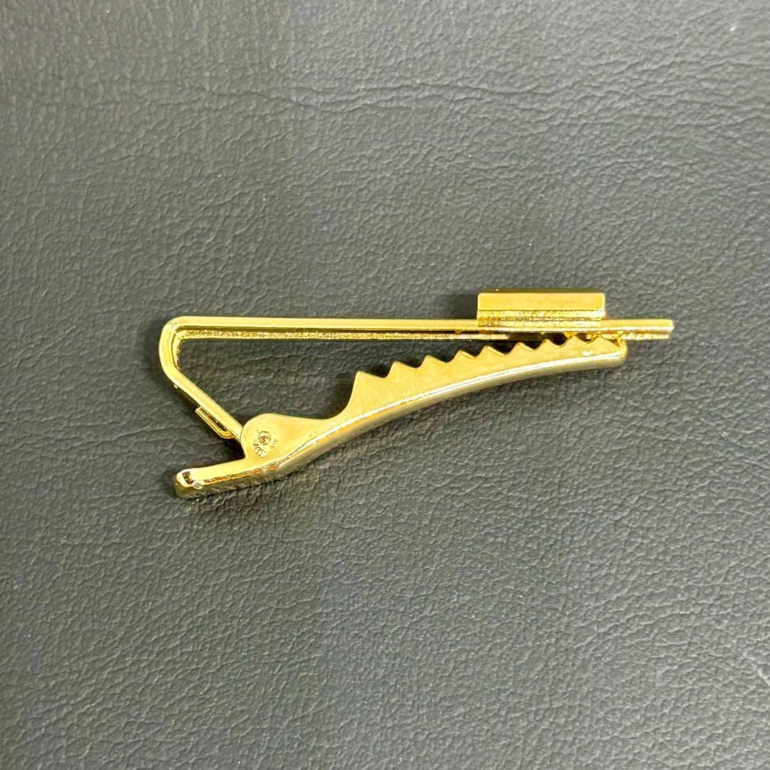【美品】【ルイヴィトン】LVロゴ ネクタイピン ゴールドカラー ビジネス 結婚式